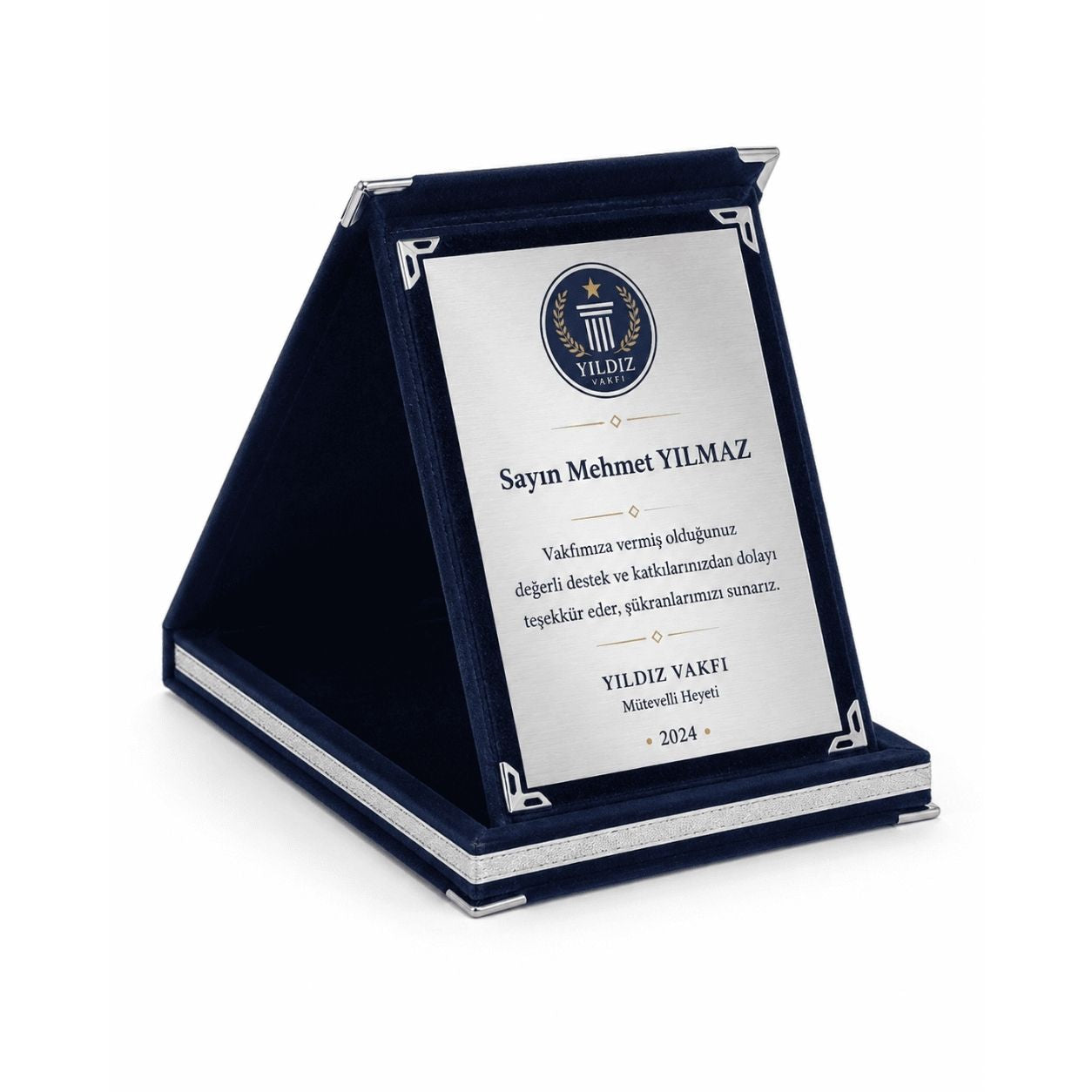 Küçük Boy Lacivert Kadife Kutulu Albüm Plaket – 9 × 12 cm Gümüş Metal Plakalı