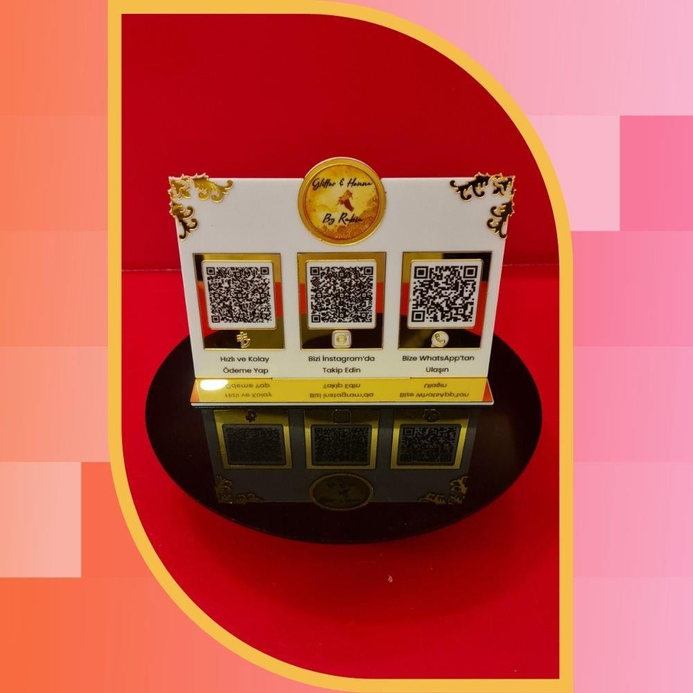 Gold İşlemeli Beyaz Pleksi 3'lü QR Kod Sosyal Medya ve Ödeme Standı - 25x14 cm