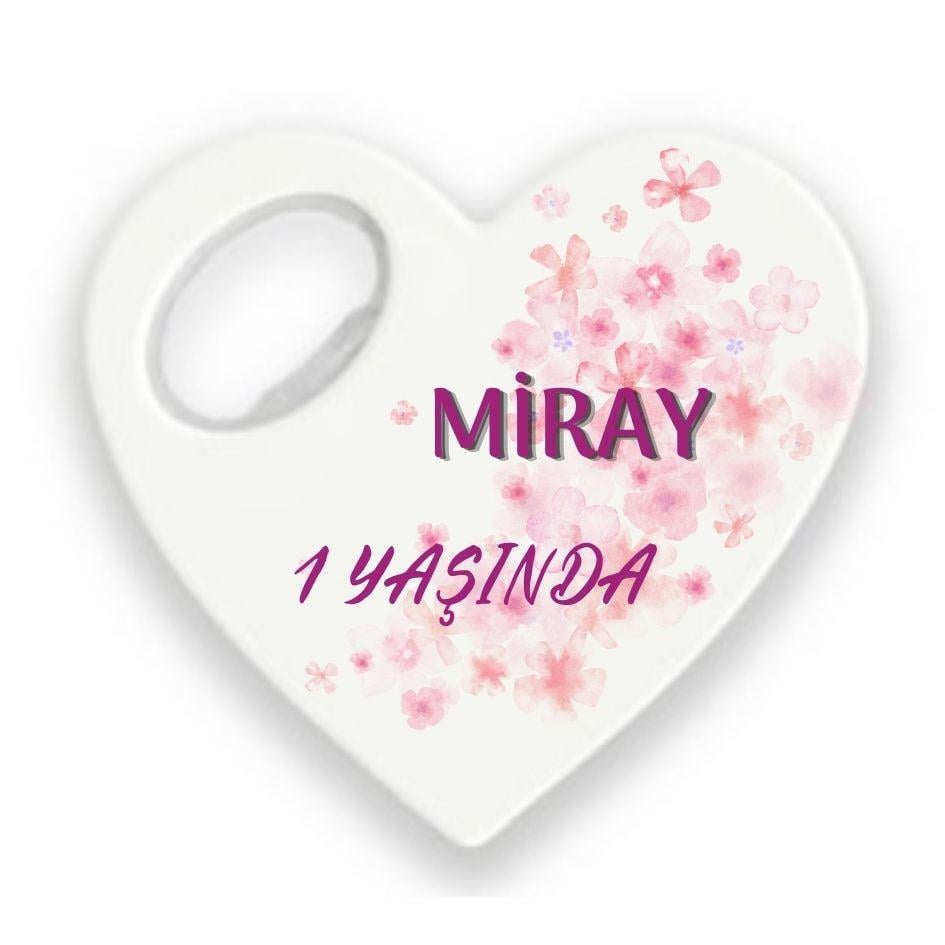 Kalp Şeklinde 1 Yaş Doğum Günü Magnet – Miray Temalı Çiçekli Açacak