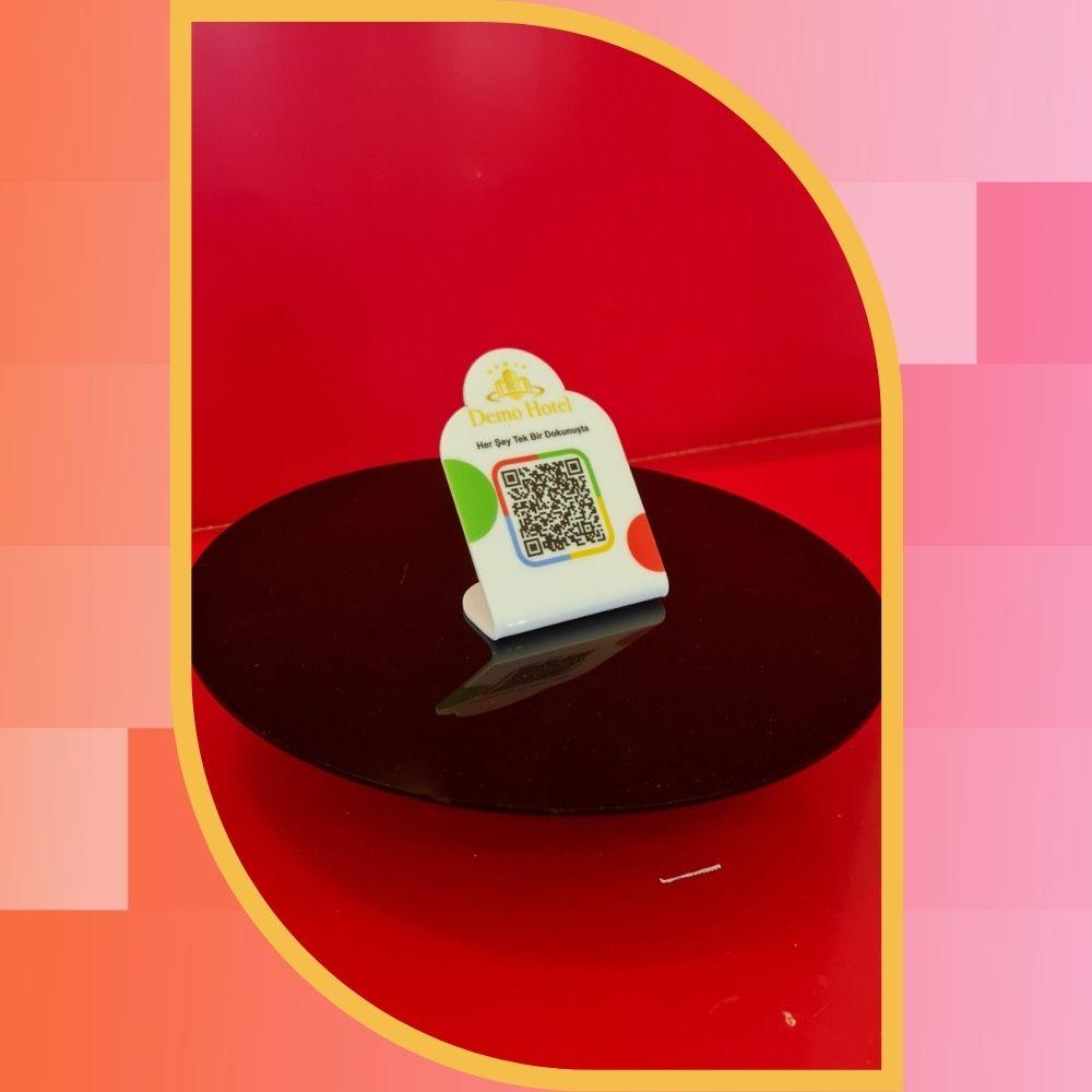 Mini Beyaz Karekod Standı - 8x5 cm Masaüstü QR Kod Menü Panosu