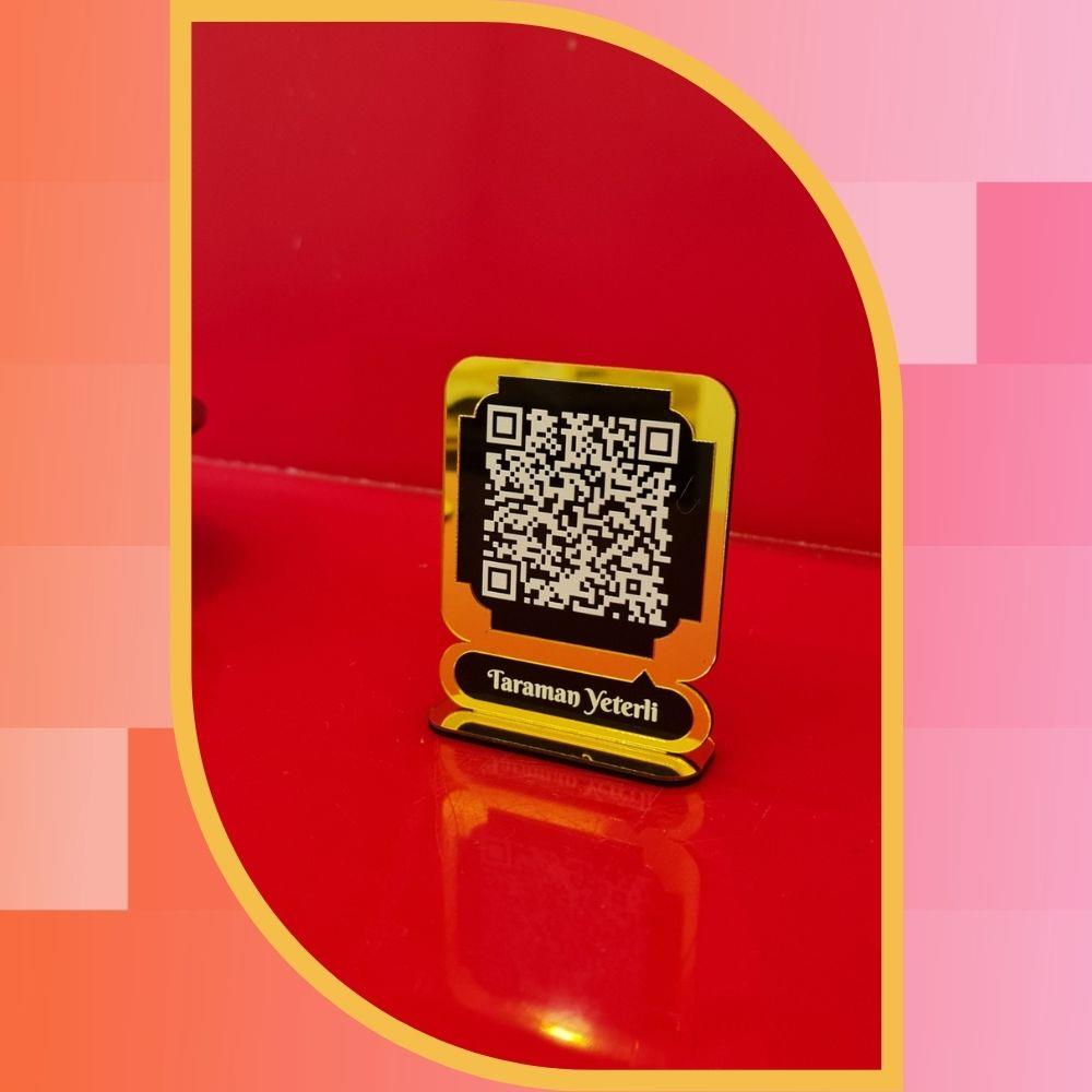 Mini Gold Ayna Pleksi QR Kod Masüstü Standı - 8x5 cm