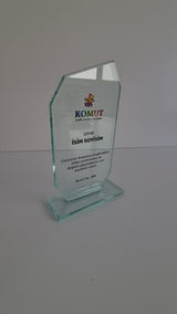 Geometrik Kesim Özel Tasarım UV Baskılı Kristal Plaket