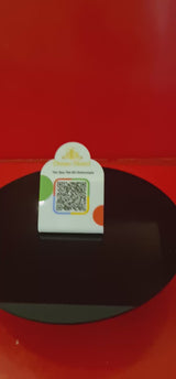 Mini Beyaz Karekod Standı – 8×5 cm Masaüstü QR Kod Menü Panosu